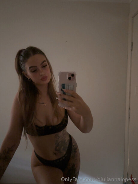 手コキ 主観視点 オンリーファンズ セクシーヌード 写真