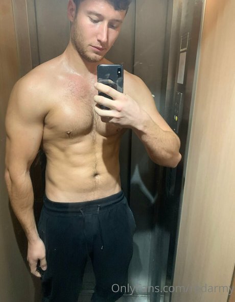 redarmy ヌードのポルノスター 画像