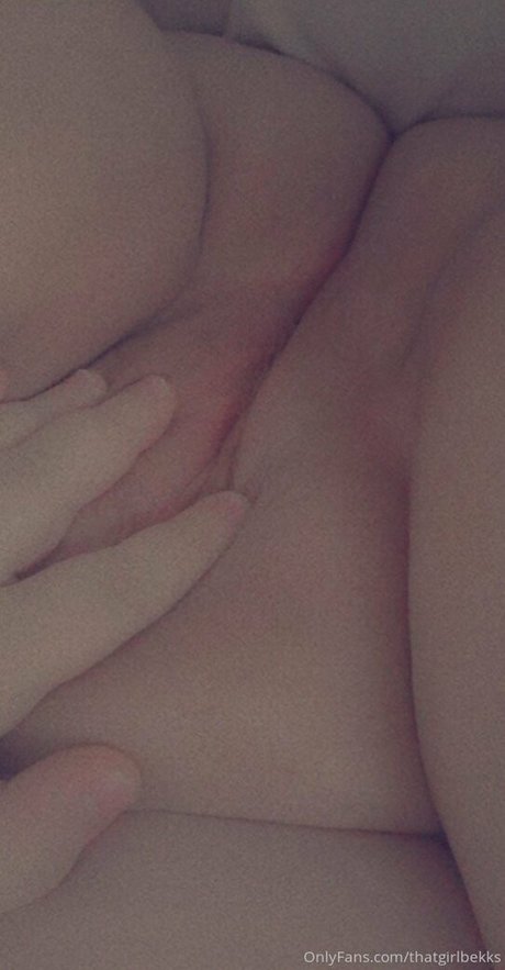 thatgirlbekks エロティックモデル 写真