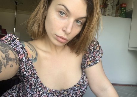 itsivylebelle top profile image