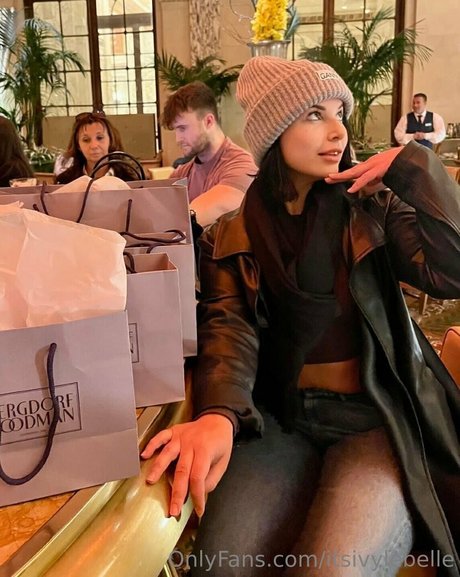 itsivylebelle セクシーなポルノスター 画像