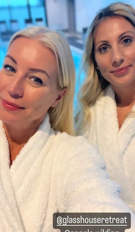 Denise Van Outen 独占スター 写真
