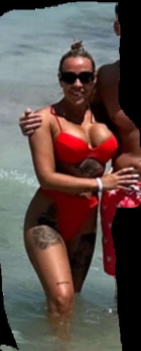 Stephanie Davis ヌードモデル 写真