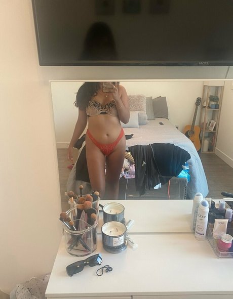Reddotbitch 完璧なモデル 写真