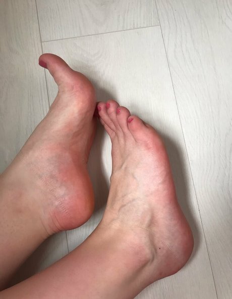 アジアンシャワー オンリーファンズ 美しい 写真