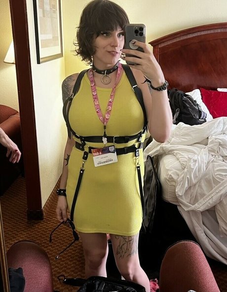 Bloodberry Tart ヌードモデル 画像