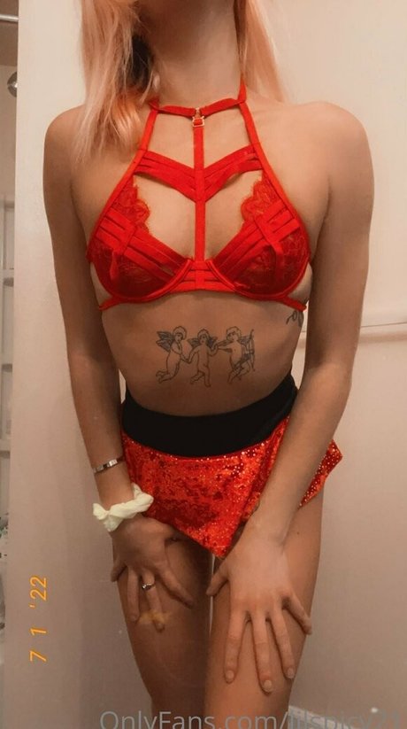 lilspicy21 xxxモデル 画像