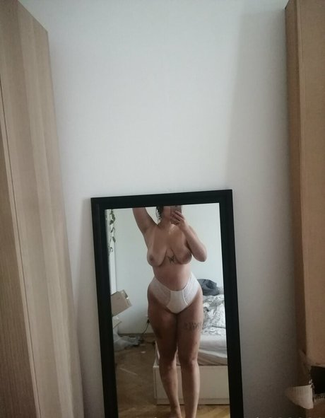 nk666666 高品質女優 写真