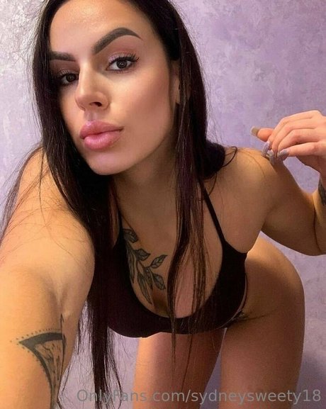 sydneysweety18 セックスモデル 写真