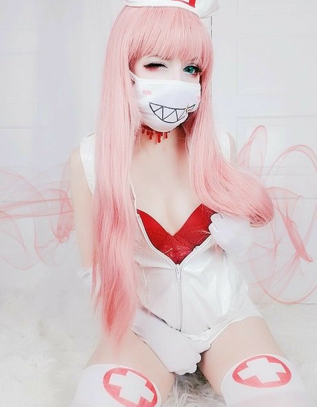 Meggii Cosplay トップポルノスター 写真