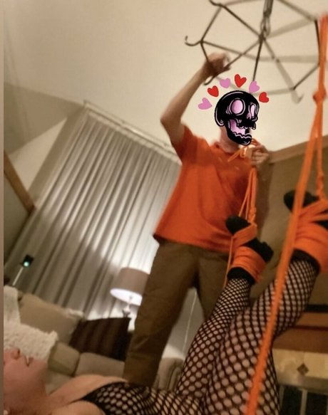 djsnarklepony アート女優 写真