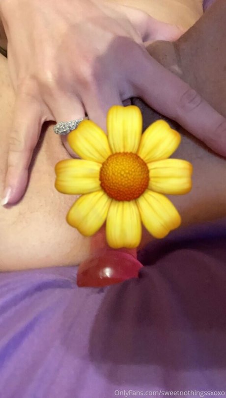 sweetnothingssxoxo 可愛いモデル 写真