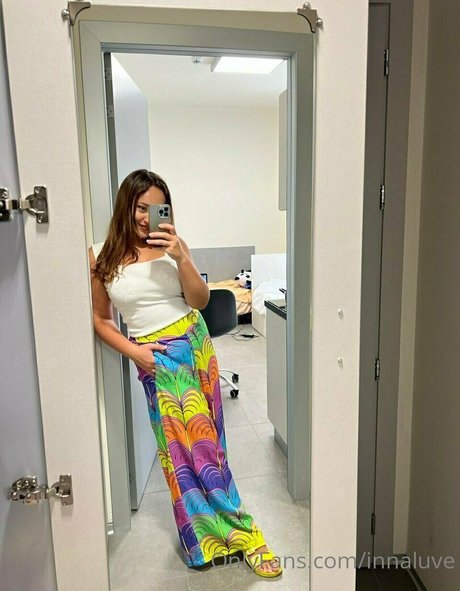 InnaLuve XXXモデル 写真