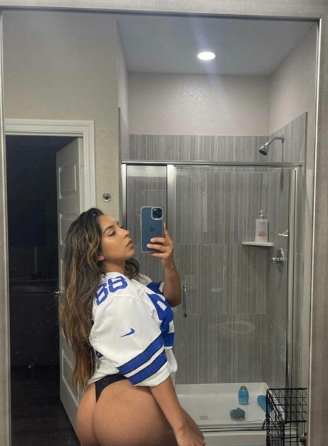 Prisy Montoya top profile image