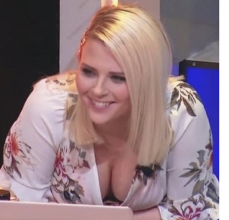 タイのレディーボーイオンリーファンズ ホットセックス 写真