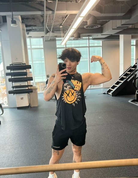 美しいティーンオンリーファン ホットヌード 画像