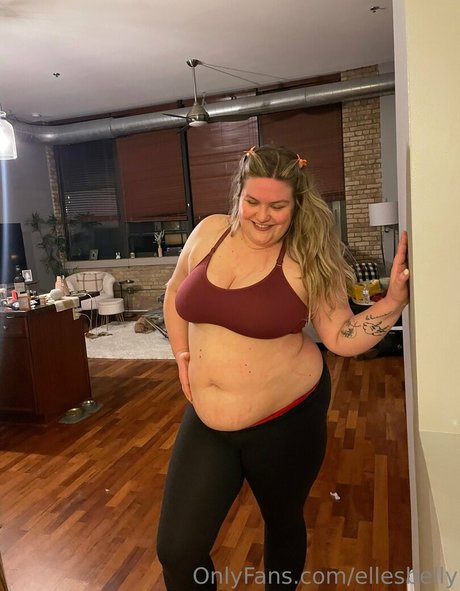 ellesbelly 美しいモデル アーカイブ