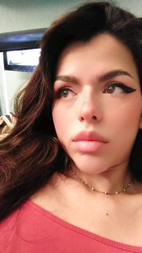 Blabby Alexandra トップモデル 画像