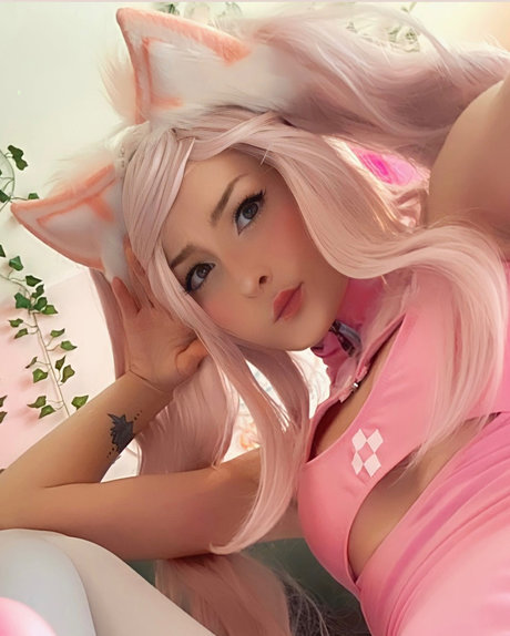 Cyb3rKitten エロティックモデル 画像