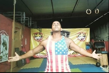Nei panther king ポルノモデル 写真