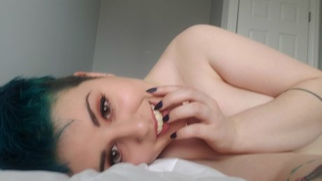 Nicki Sunshine ポルノスター 独占 写真