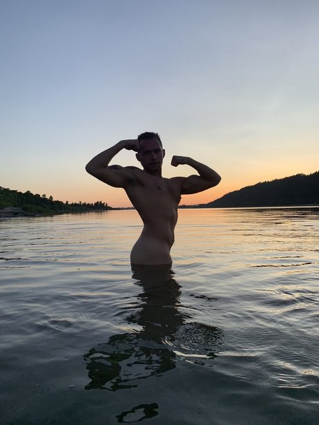 ビキニセックスオンリーファンズ 美しいヌード 写真