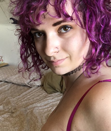 Nikki Dangerous トップモデル 写真