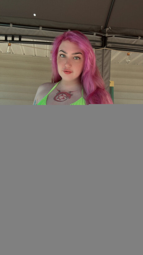 Alyssandria FREE トップスター 画像