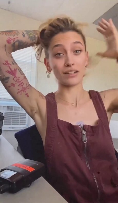Paris Jackson エロティックなスター 写真