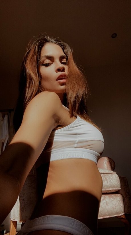 BBC 痴女 オンリーファンズ 美しい裸 写真