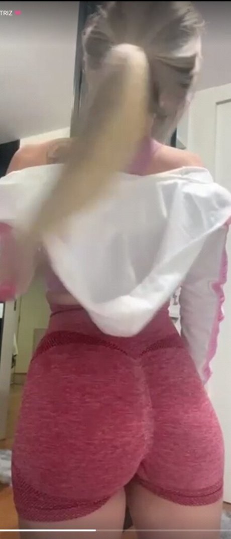 Amanda Beatriz ポルノスター ヌード 写真