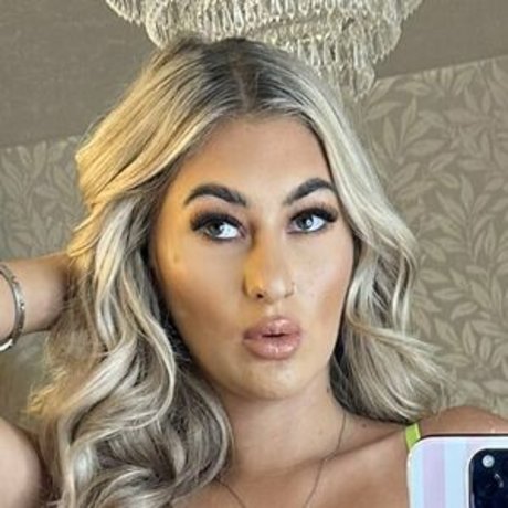 Foxymegs20 トップモデル 写真