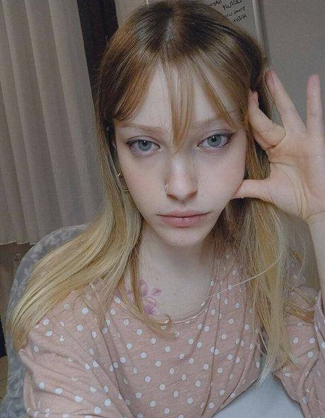 Agnese Innocente ヌードのポルノスター 写真