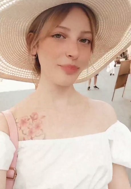 Agnese Innocente xxxポルノスター 写真