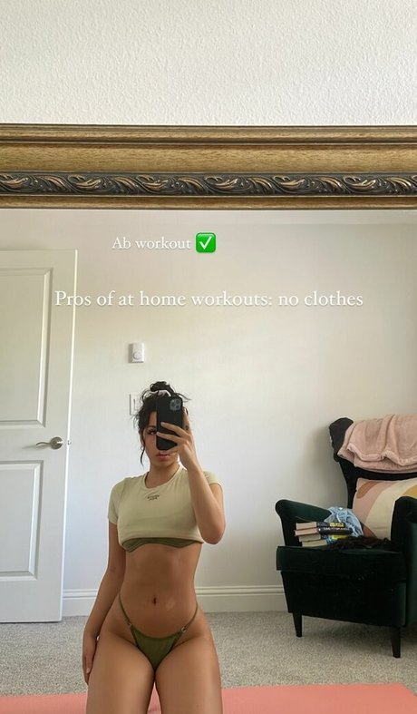 Melissa Estrella 無料女優 写真