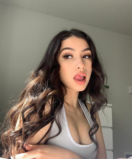 Melissa Estrella 完璧な女優 ギャラリー