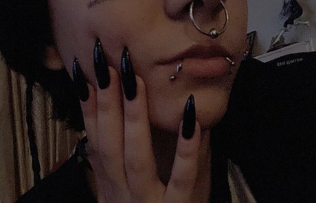 itzel2002free 無料のポルノスター 写真