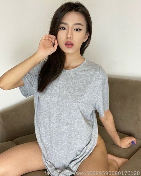 misslunacutie 独占女優 ギャラリー