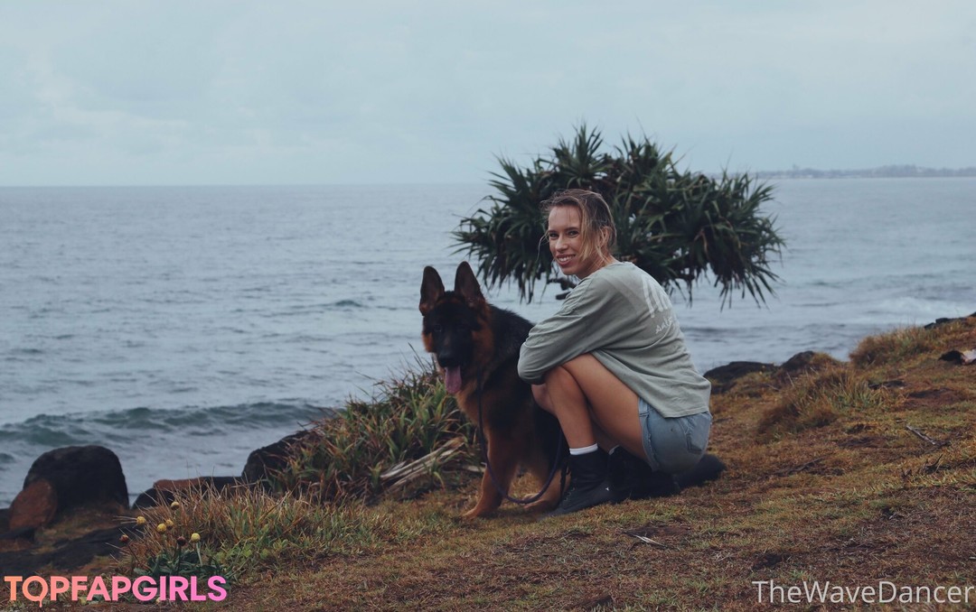 ホットなシーメールオンリーファンズ セクシーヌード 写真