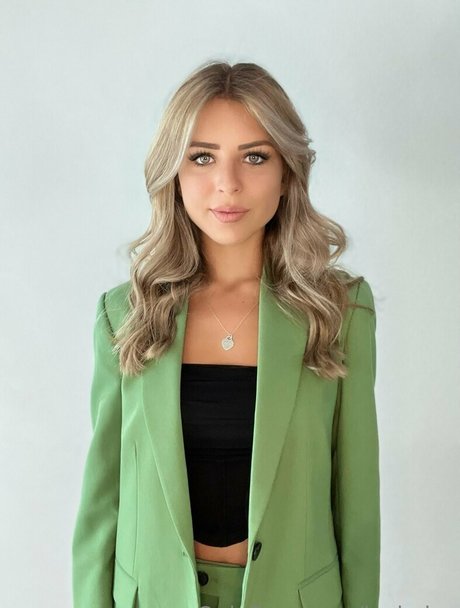 lucia lpz スターセックス 写真