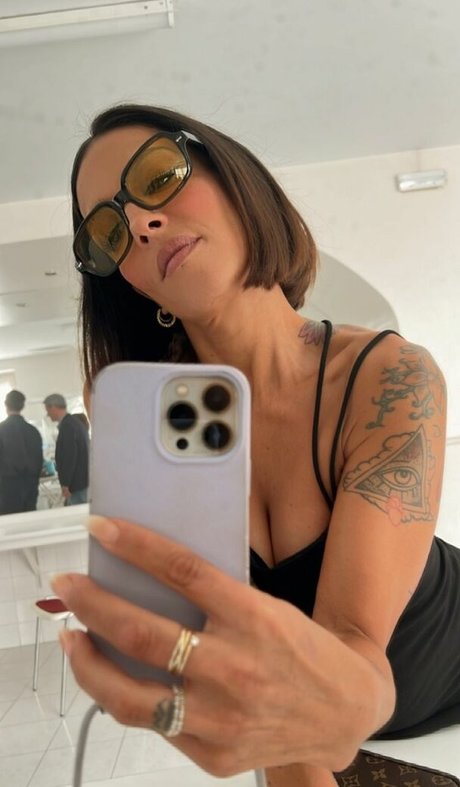 熟女無料オンリーファンズ トップ 写真