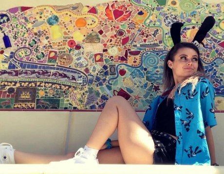 Mally Mouse 可愛い女優 写真