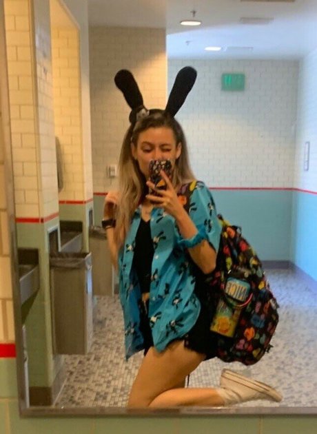 Mally Mouse ポルノスター セックス ギャラリー