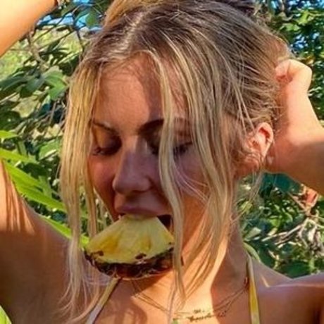 Beatrice Bouchard ヌード女優 写真