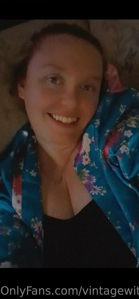 vintagewitchteaze 無料モデル ギャラリー