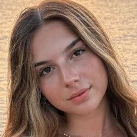 ジムレギンス オンリーファンズ セクシー 写真