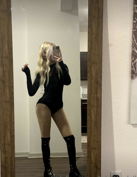 TylerTheDoll 素敵なモデル 画像