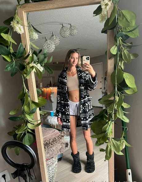 slimthickbrifree ホット女優 写真