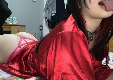 オンリーファンズを舐める 無料ヌード 写真