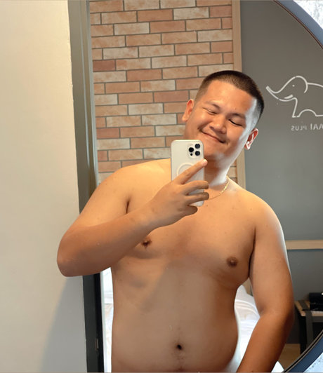 消防士のオンリーファンズ セクシーヌード 写真